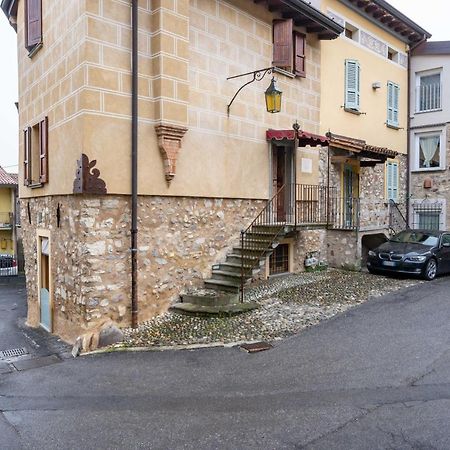 Apartamento Le Chateau Franciacorta - By Host4U Colombaro  Exterior foto
