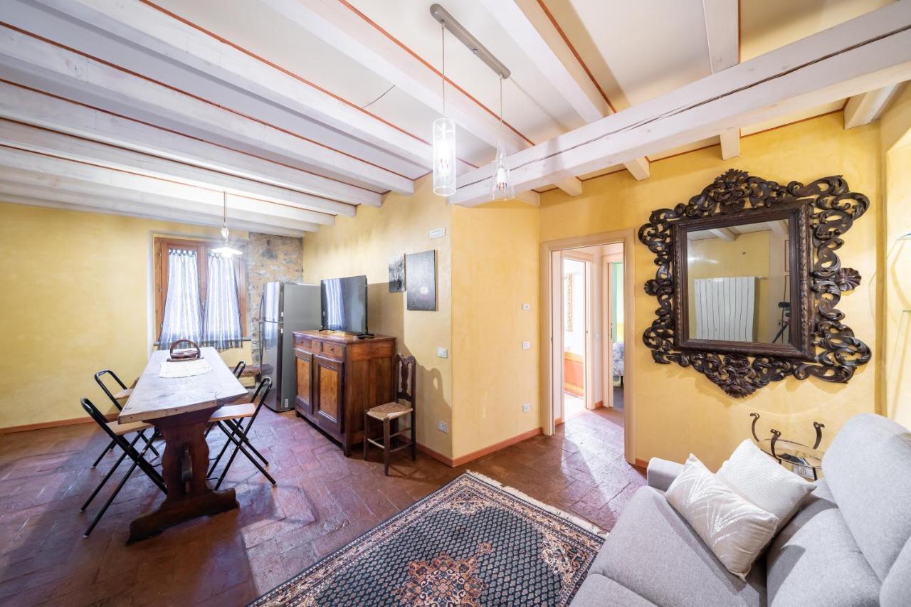 Apartamento Le Chateau Franciacorta - By Host4U Colombaro  Exterior foto